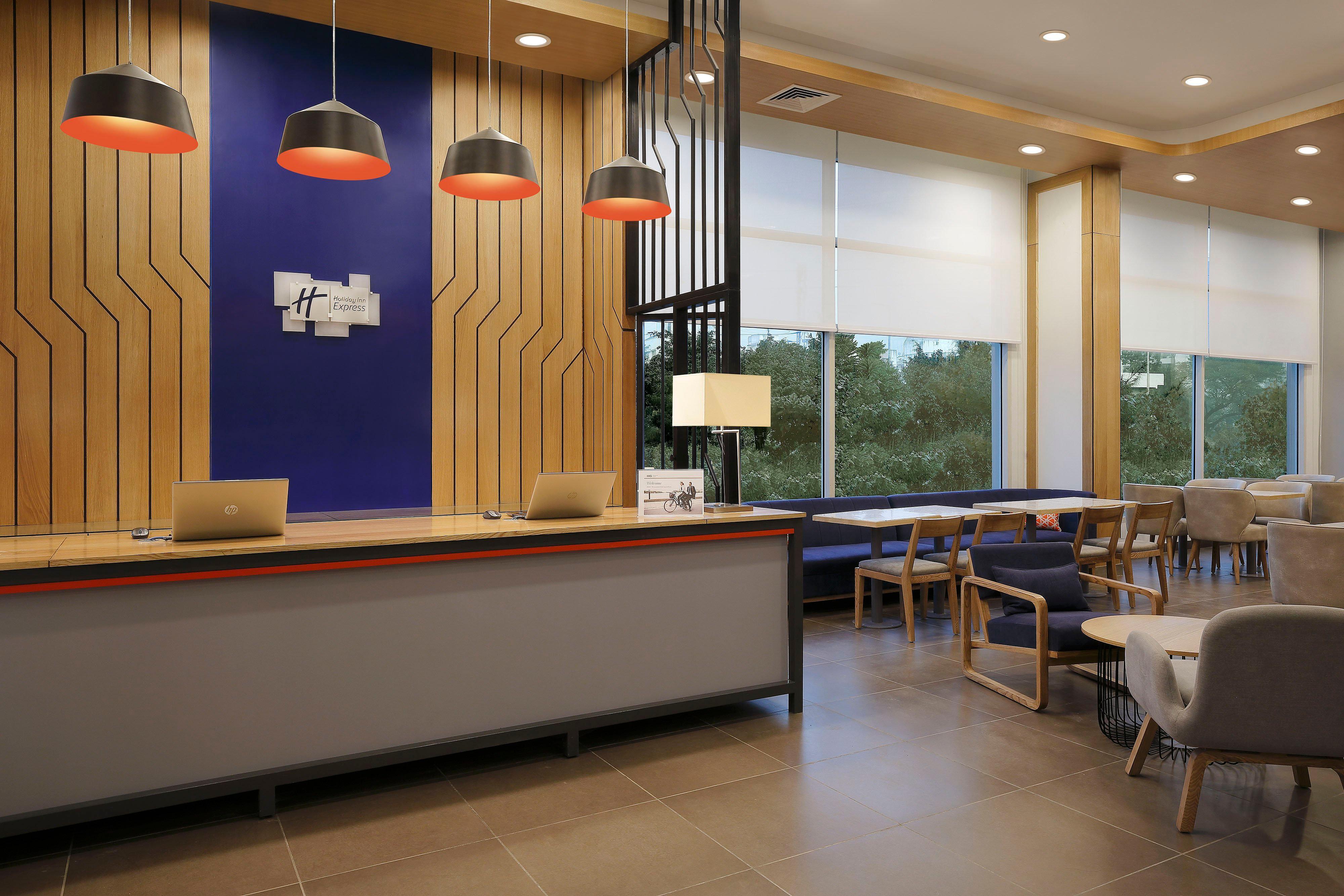 Holiday Inn Express Pune Hinjewadi By Ihg Pimpri-Chinchwad Exteriör bild